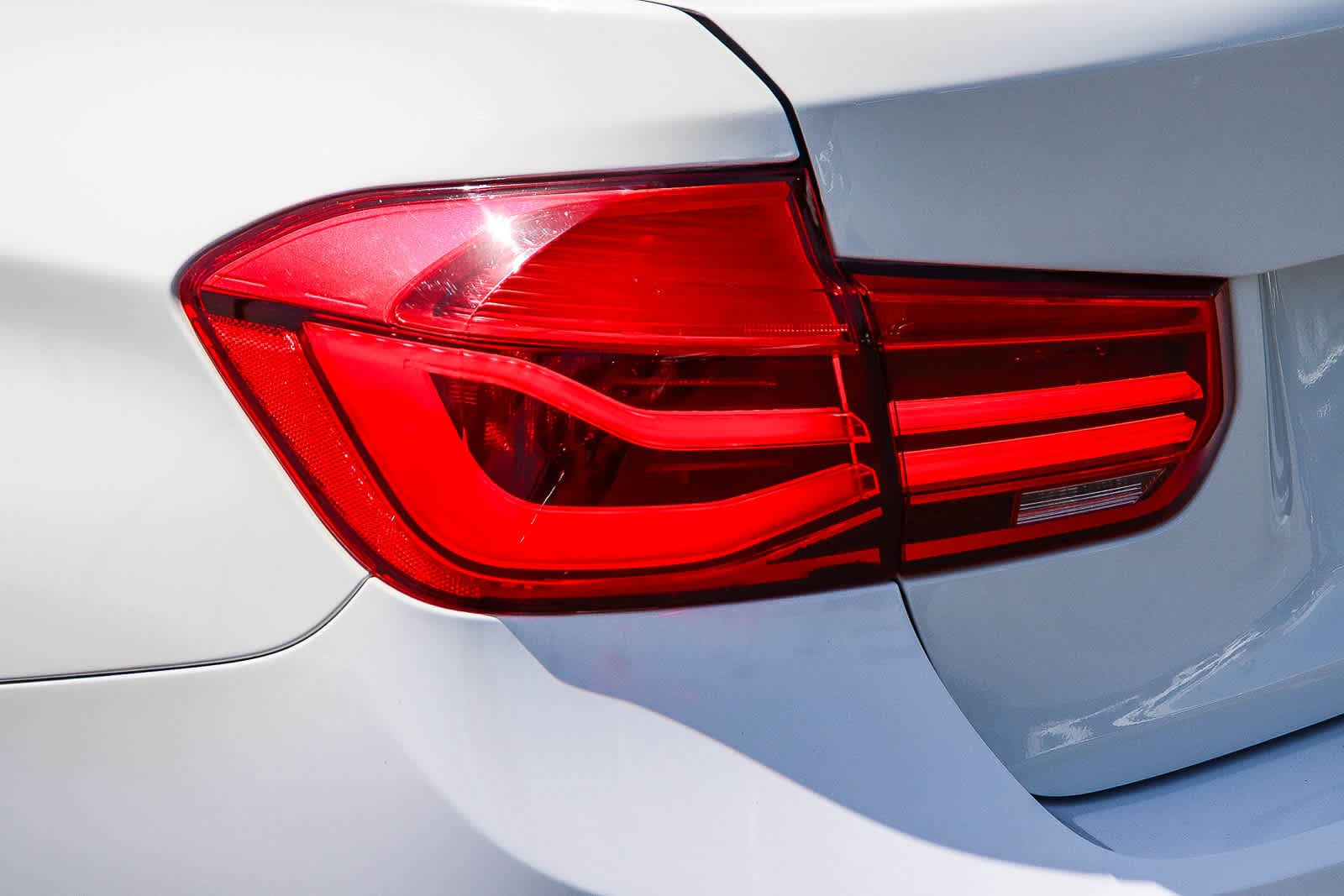 Thumbnail: 2018 BMW 3 Series - 11