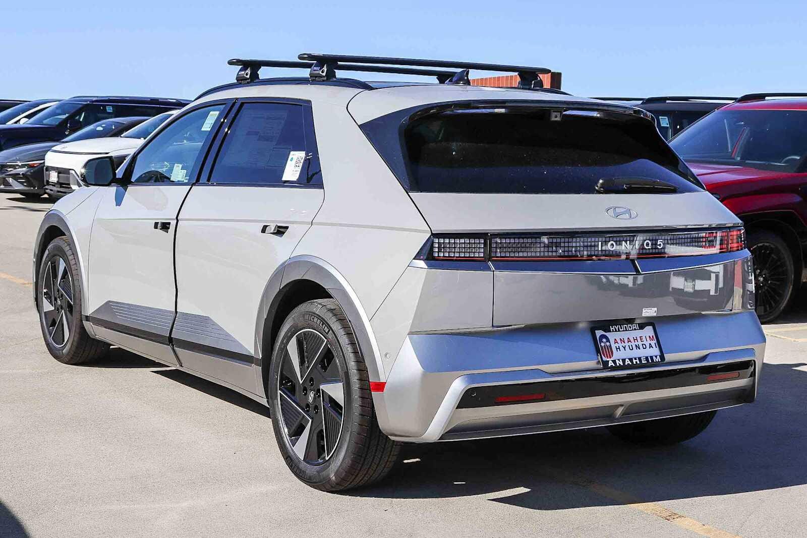 Thumbnail: 2026 Hyundai Ioniq 5 - 8