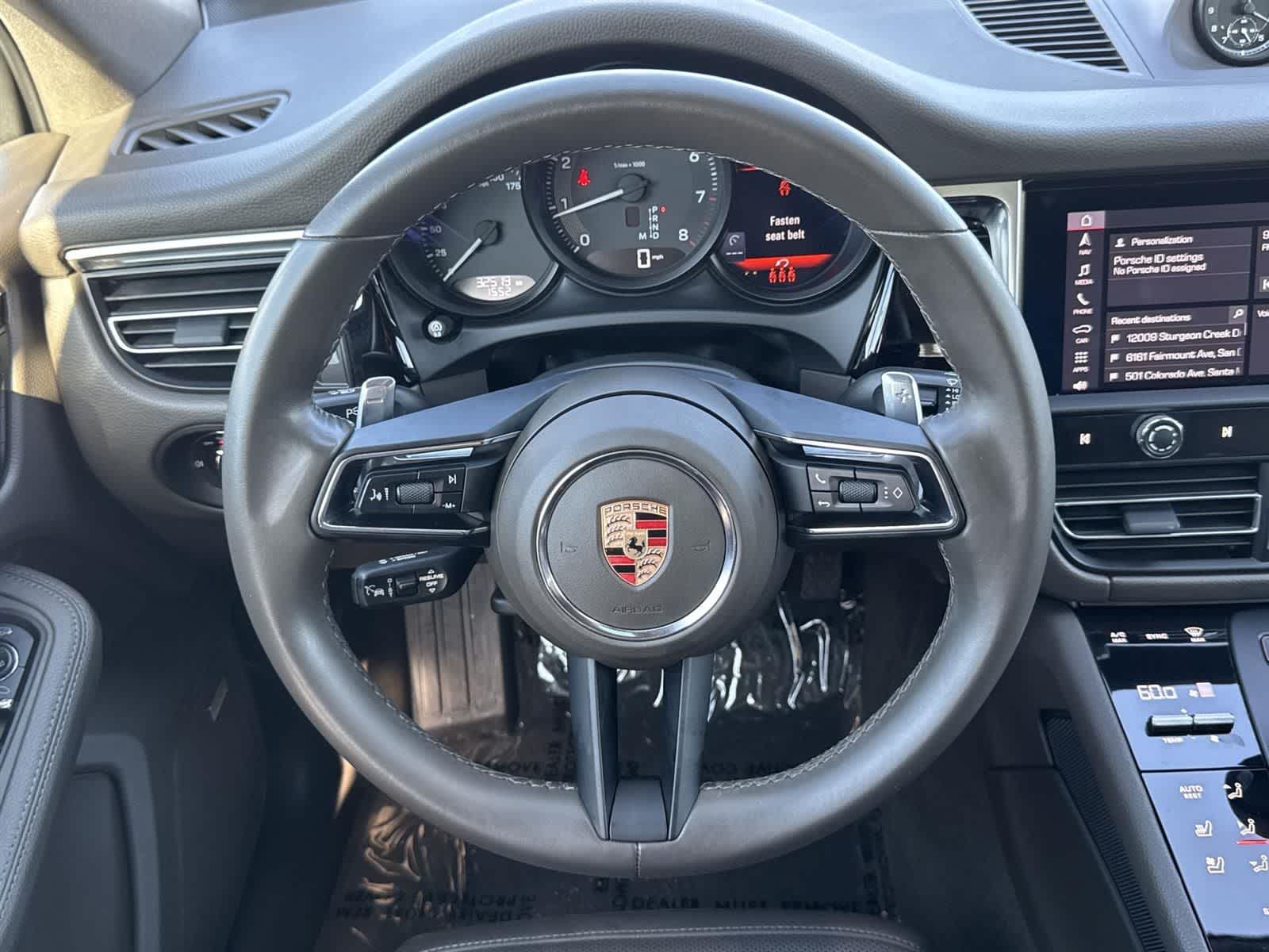 Thumbnail: 2024 Porsche Macan - 10