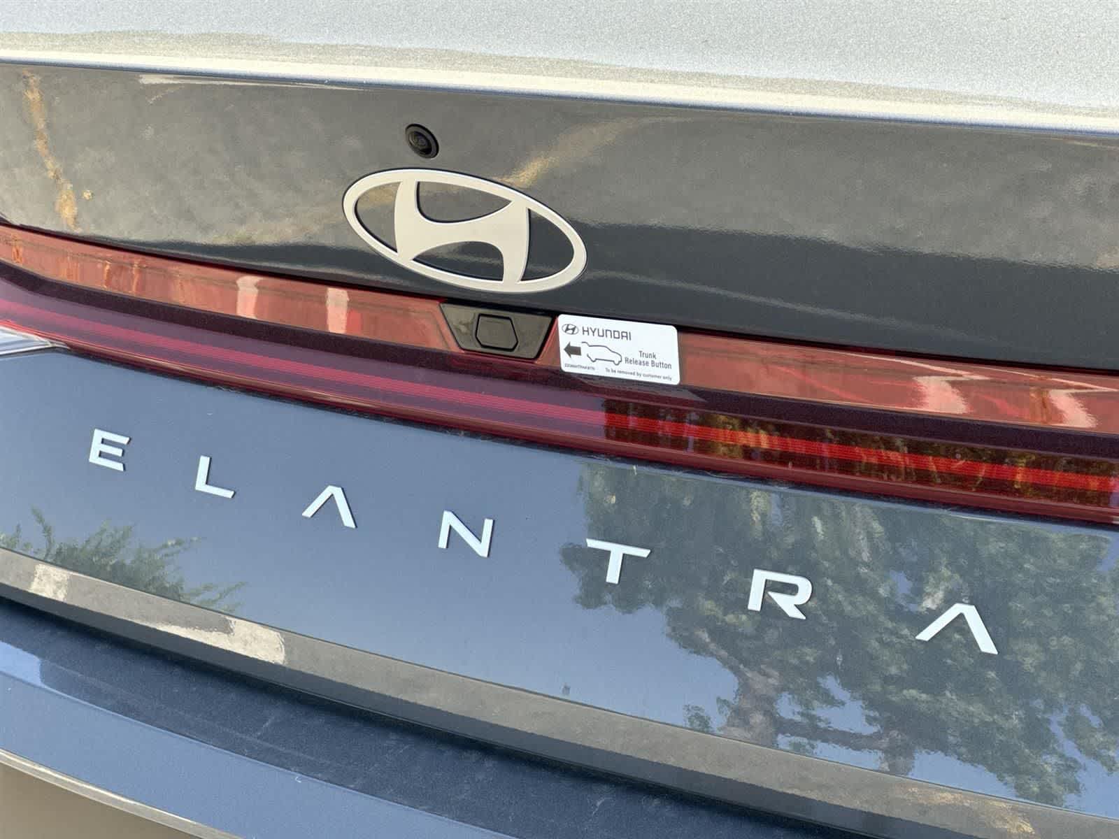 Thumbnail: 2025 Hyundai Elantra - 35