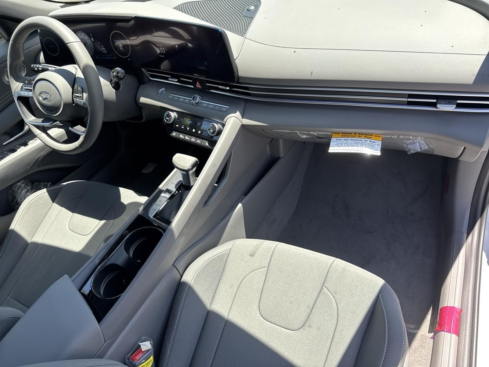 Thumbnail: 2025 Hyundai Elantra - 40