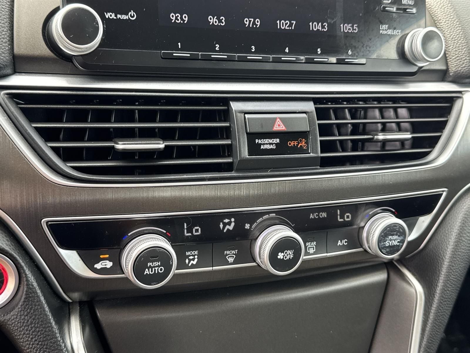 Thumbnail: 2019 Honda Accord - 12