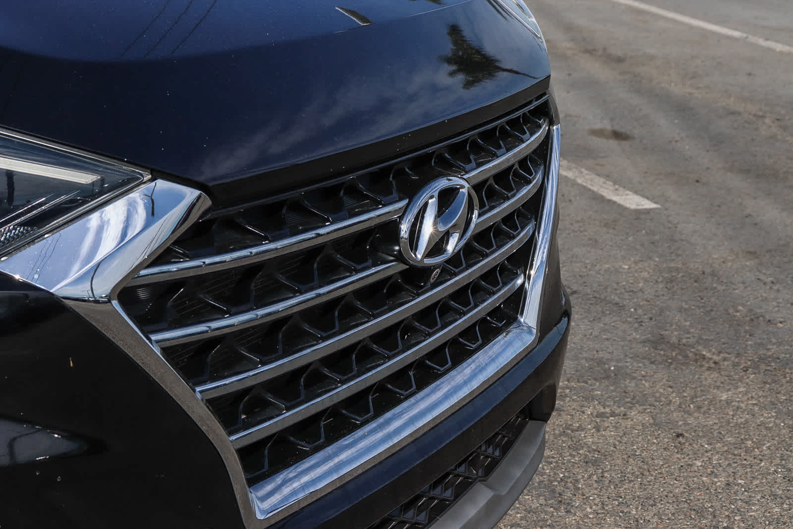 Thumbnail: 2019 Hyundai Tucson - 5