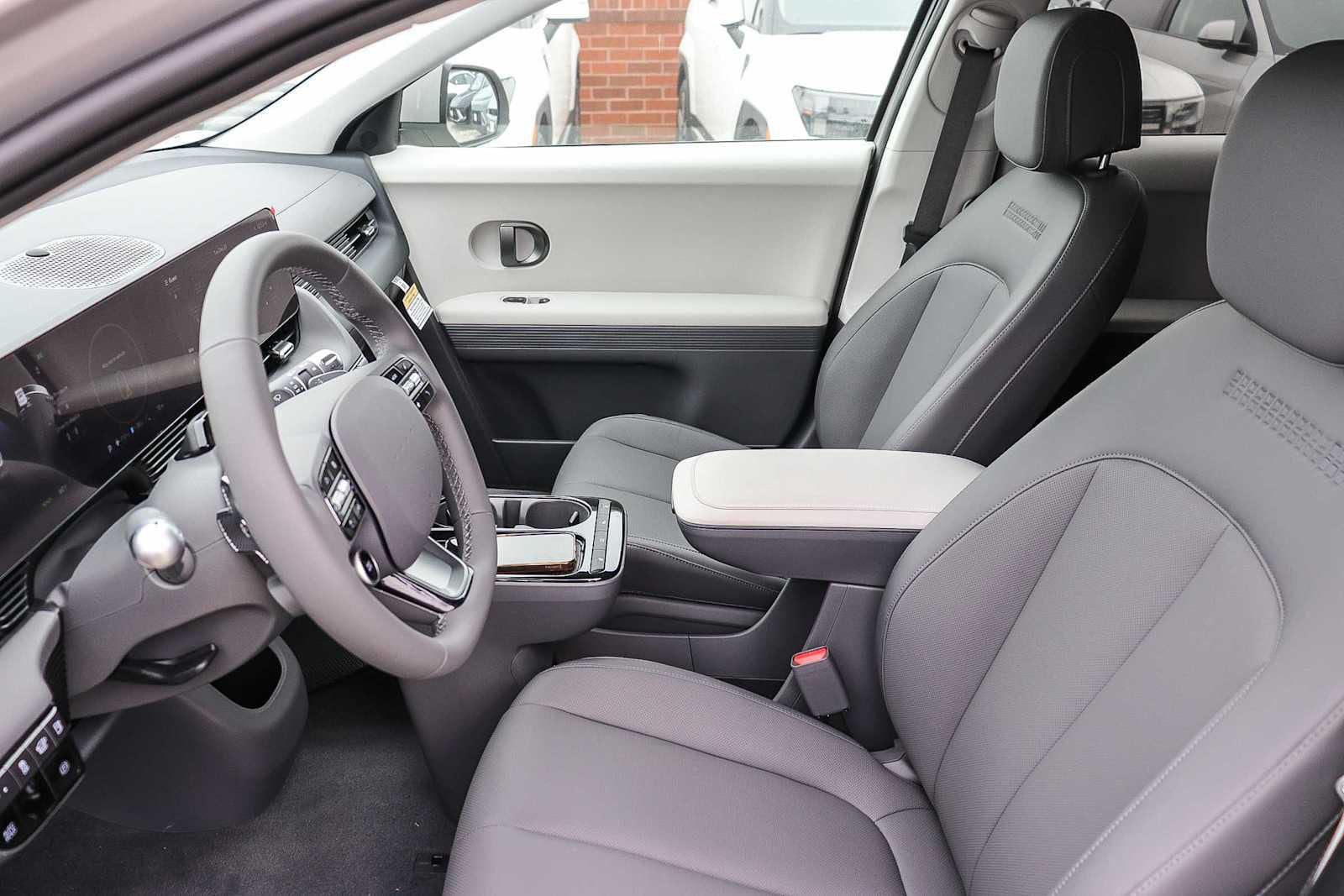 Thumbnail: 2026 Hyundai Ioniq 5 - 21