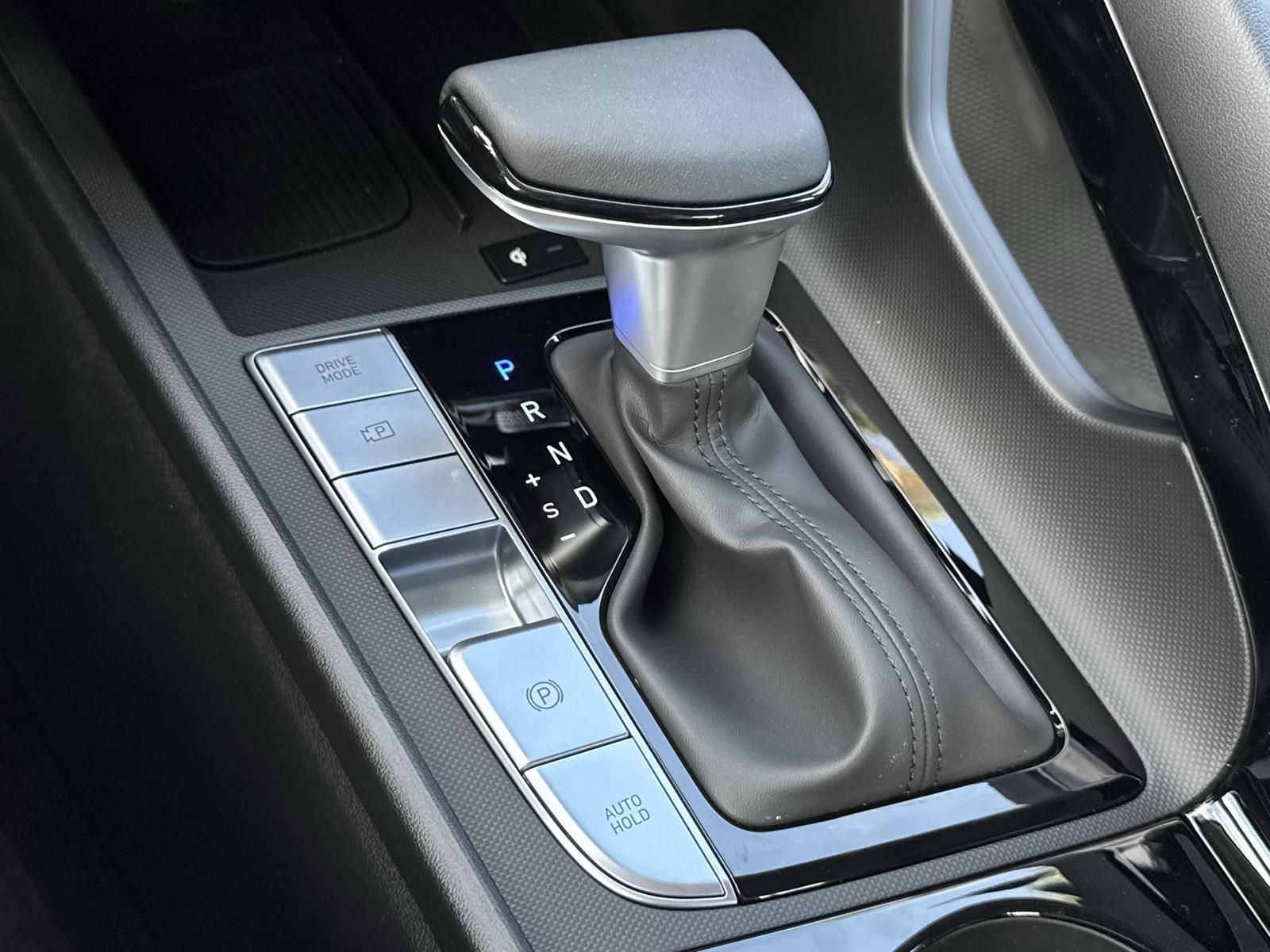 Thumbnail: 2025 Hyundai Elantra - 15