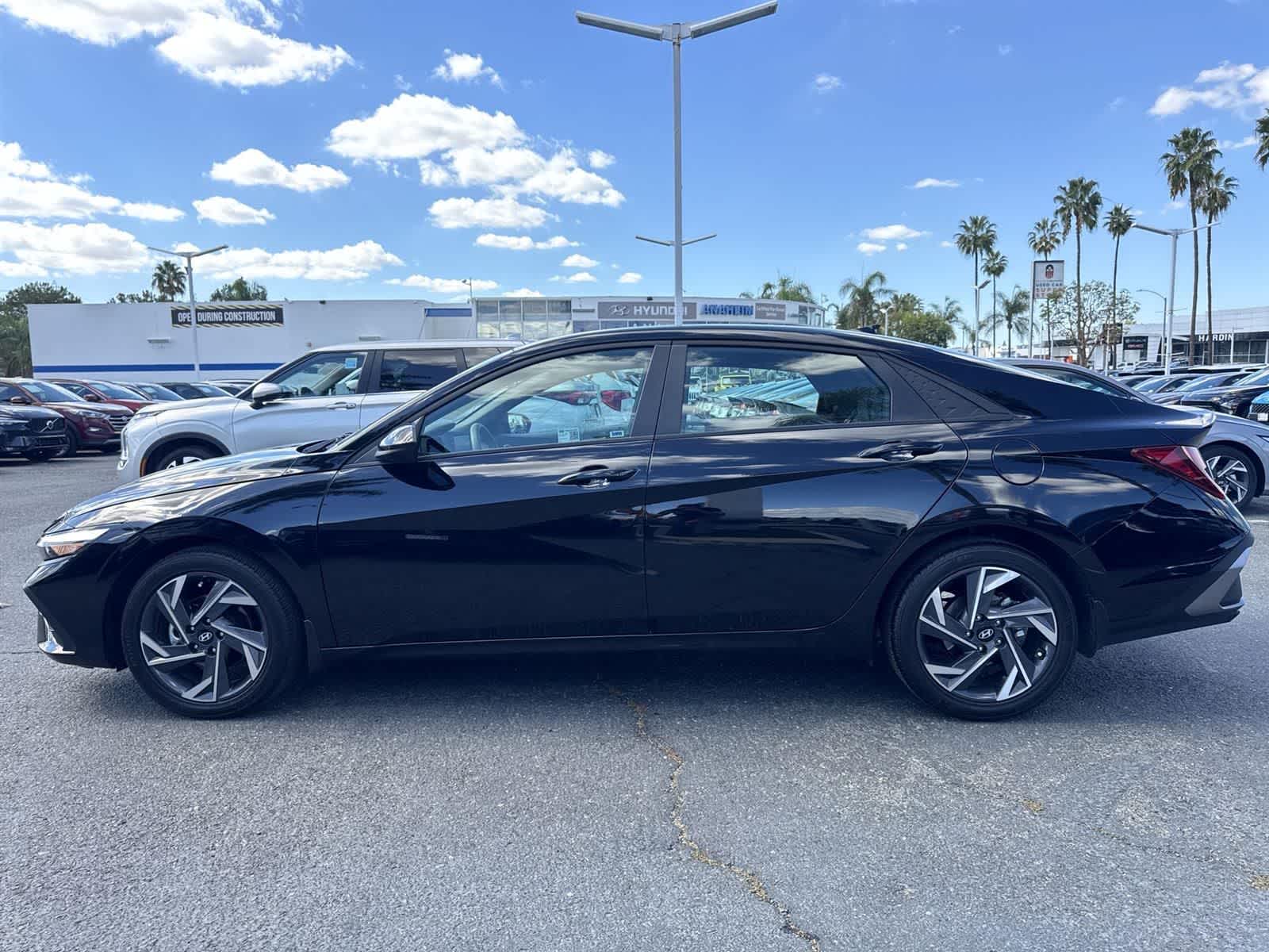 Thumbnail: 2025 Hyundai Elantra - 5