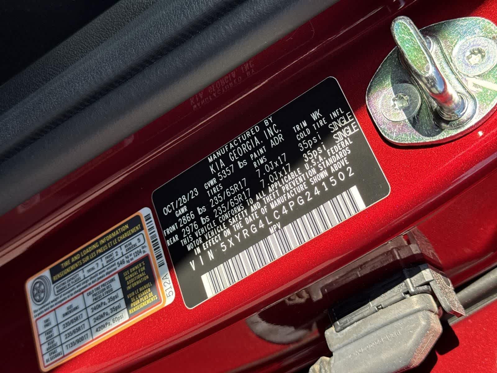 Thumbnail: 2023 Kia Sorento - 40