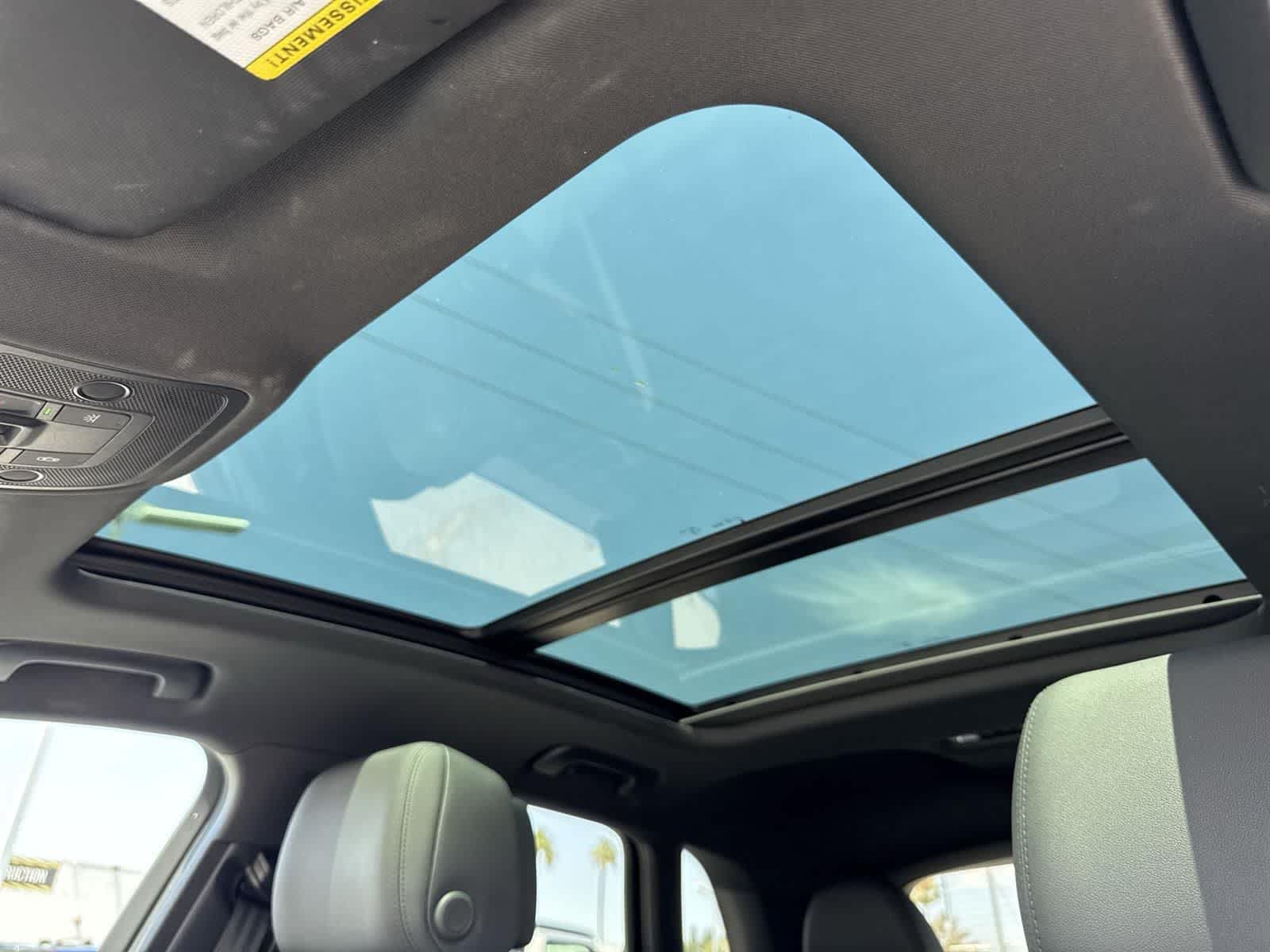 Thumbnail: 2024 Audi Q3 - 8