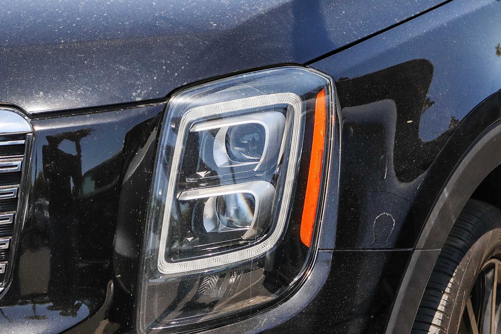 2021 Kia Telluride SX photo 2