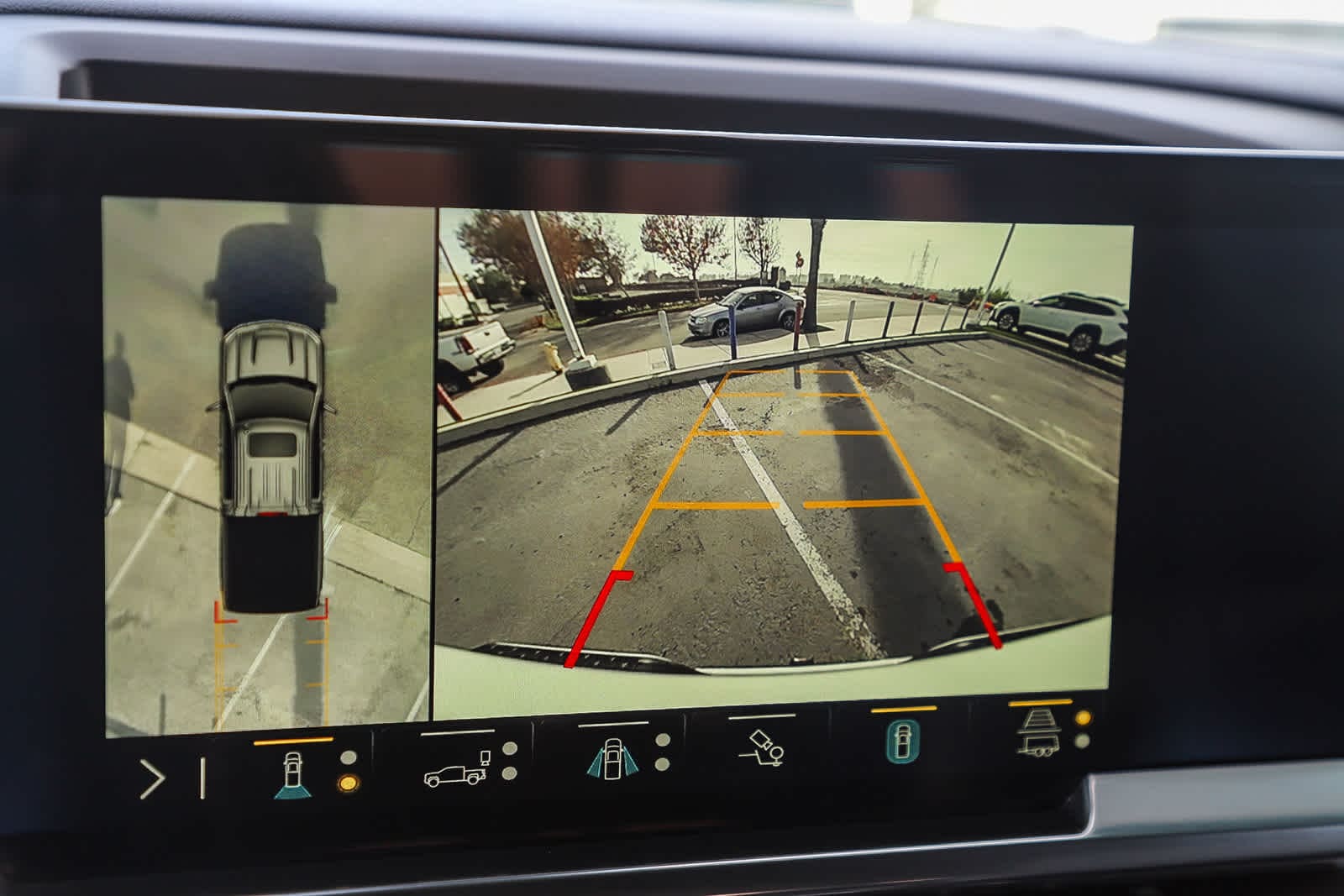 Thumbnail: 2023 Chevrolet Silverado 1500 - 27