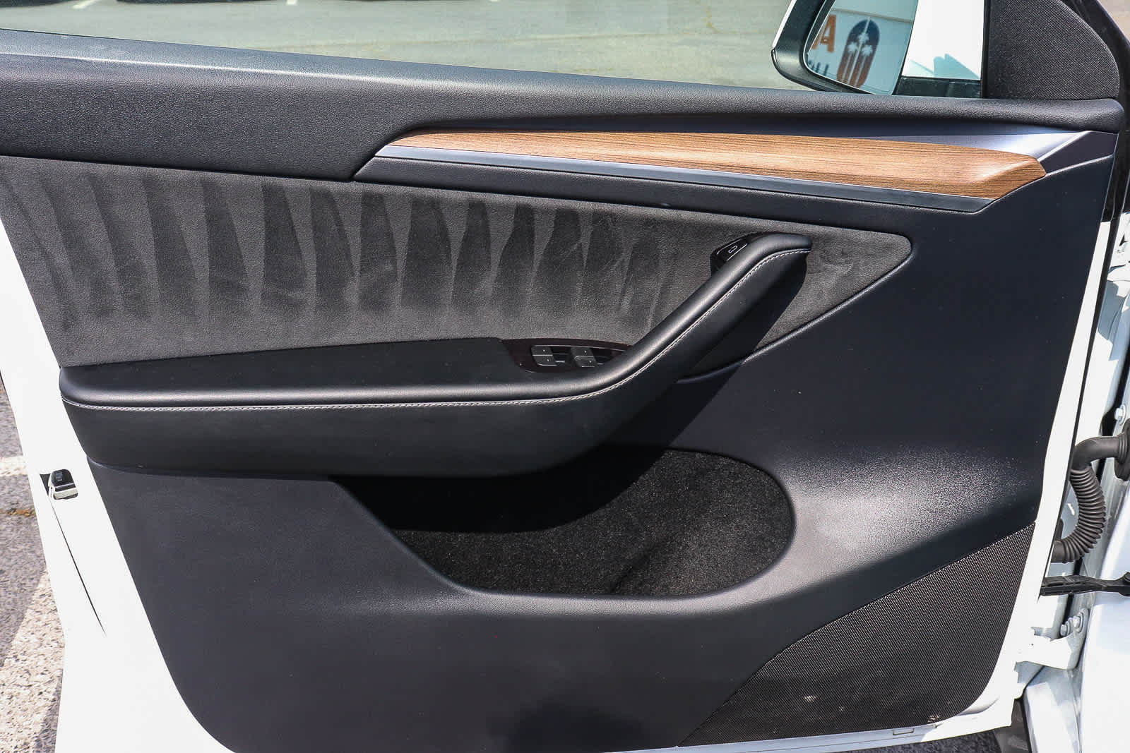 Thumbnail: 2023 Tesla Model Y - 18