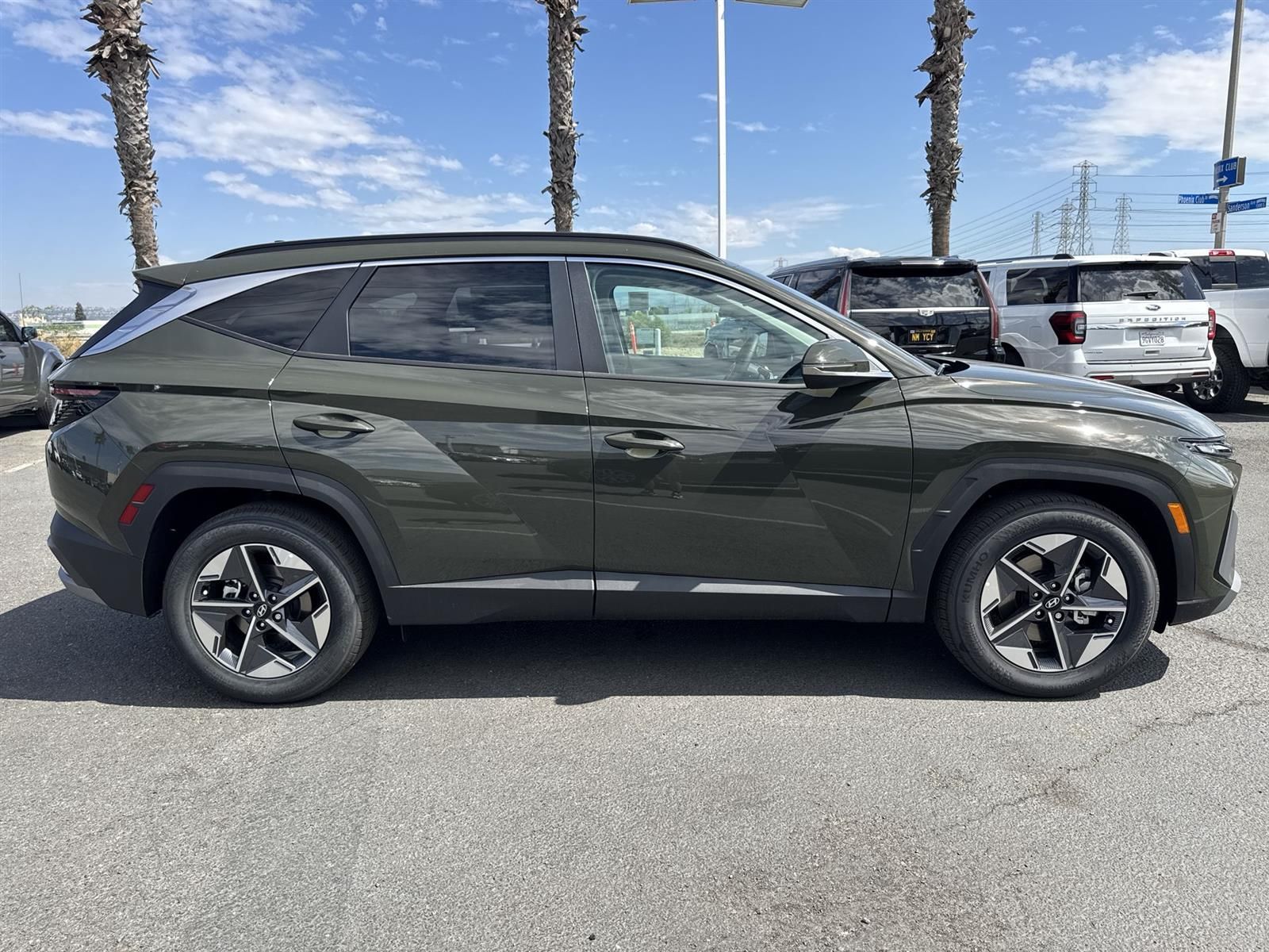 Thumbnail: 2025 Hyundai Tucson - 3
