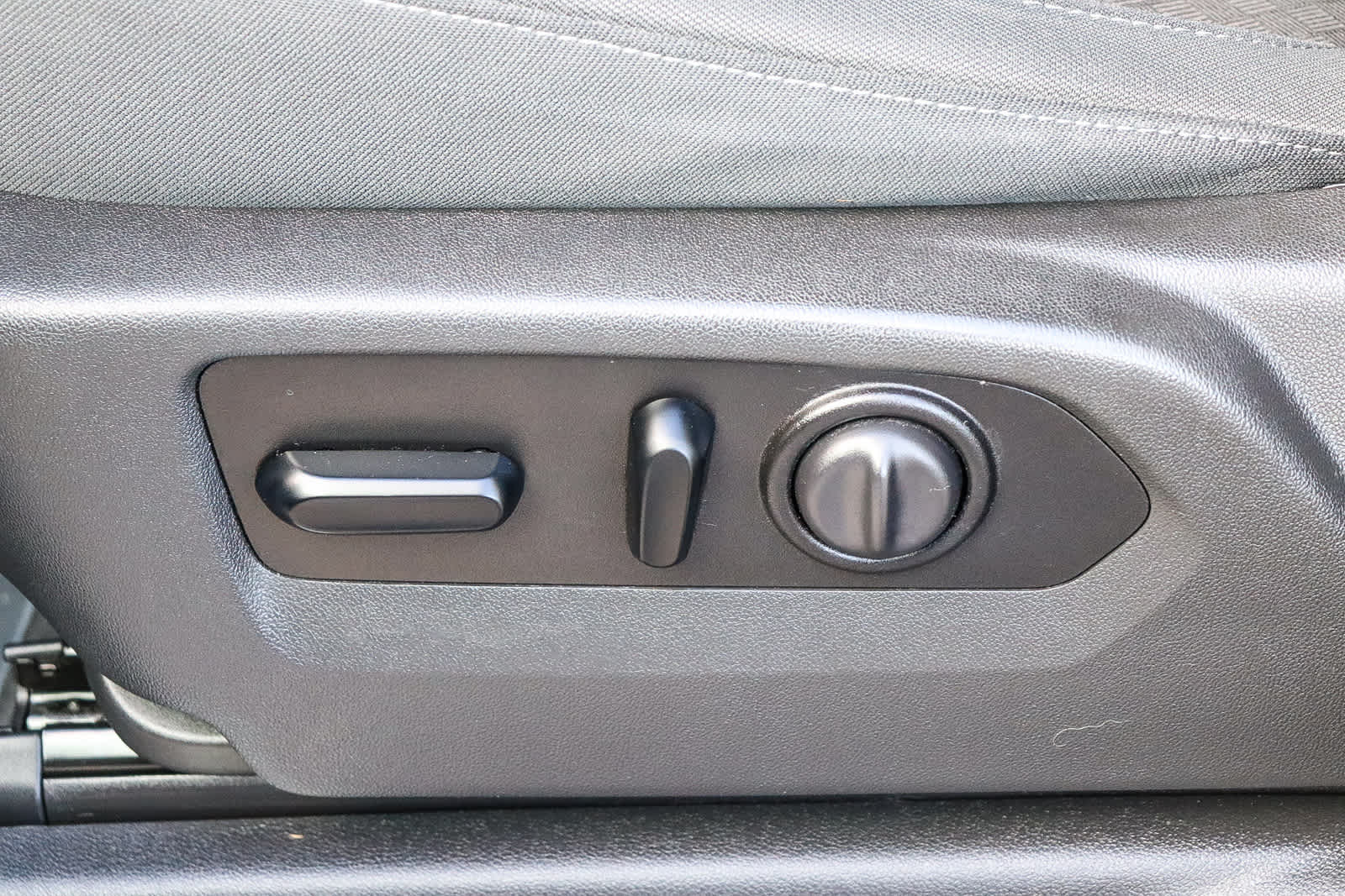 Thumbnail: 2021 Chevrolet Silverado 1500 - 17