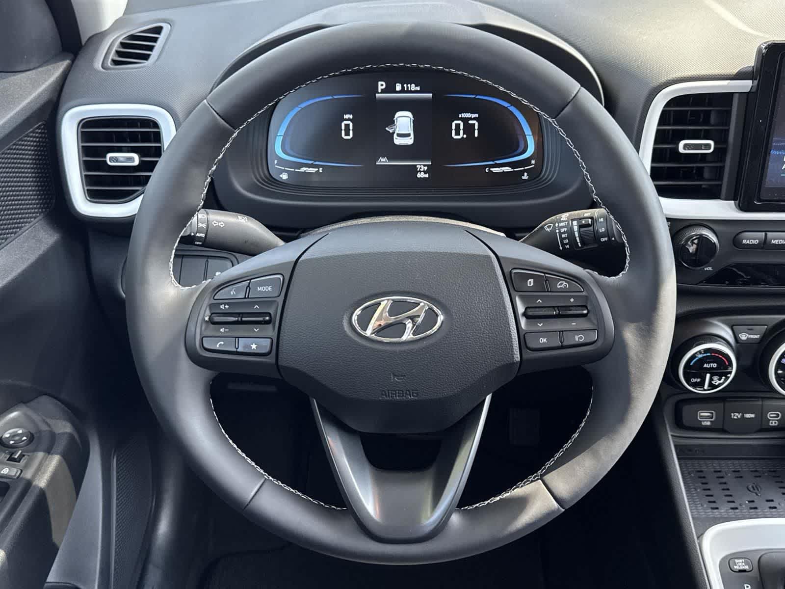 Thumbnail: 2025 Hyundai Venue - 9
