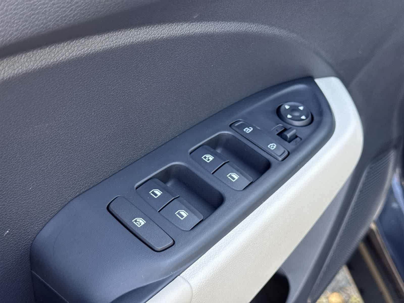 Thumbnail: 2026 Hyundai Venue - 16