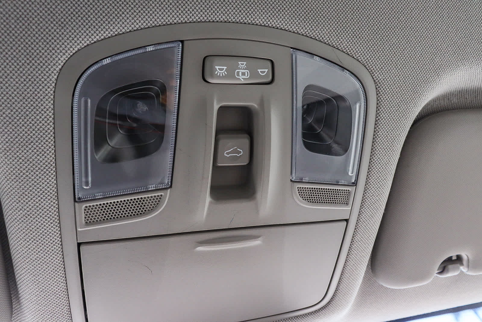 Thumbnail: 2019 Hyundai Ioniq - 28