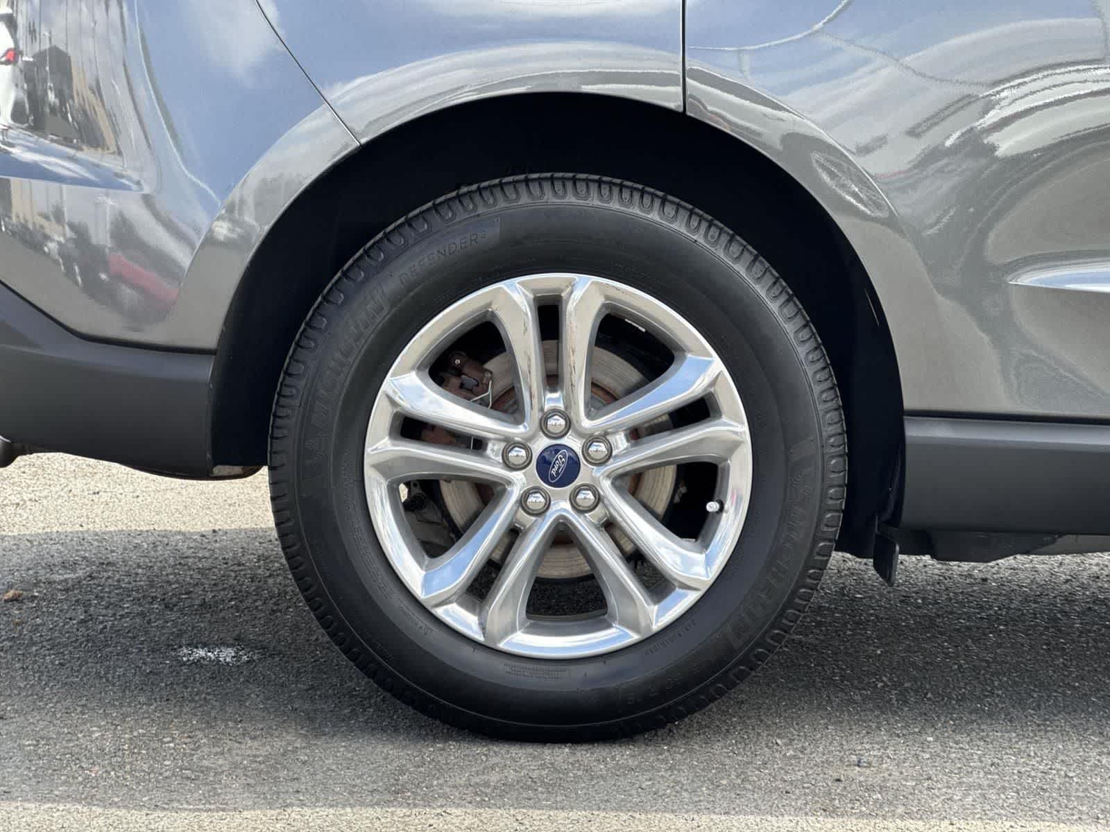 Thumbnail: 2016 Ford Edge - 43