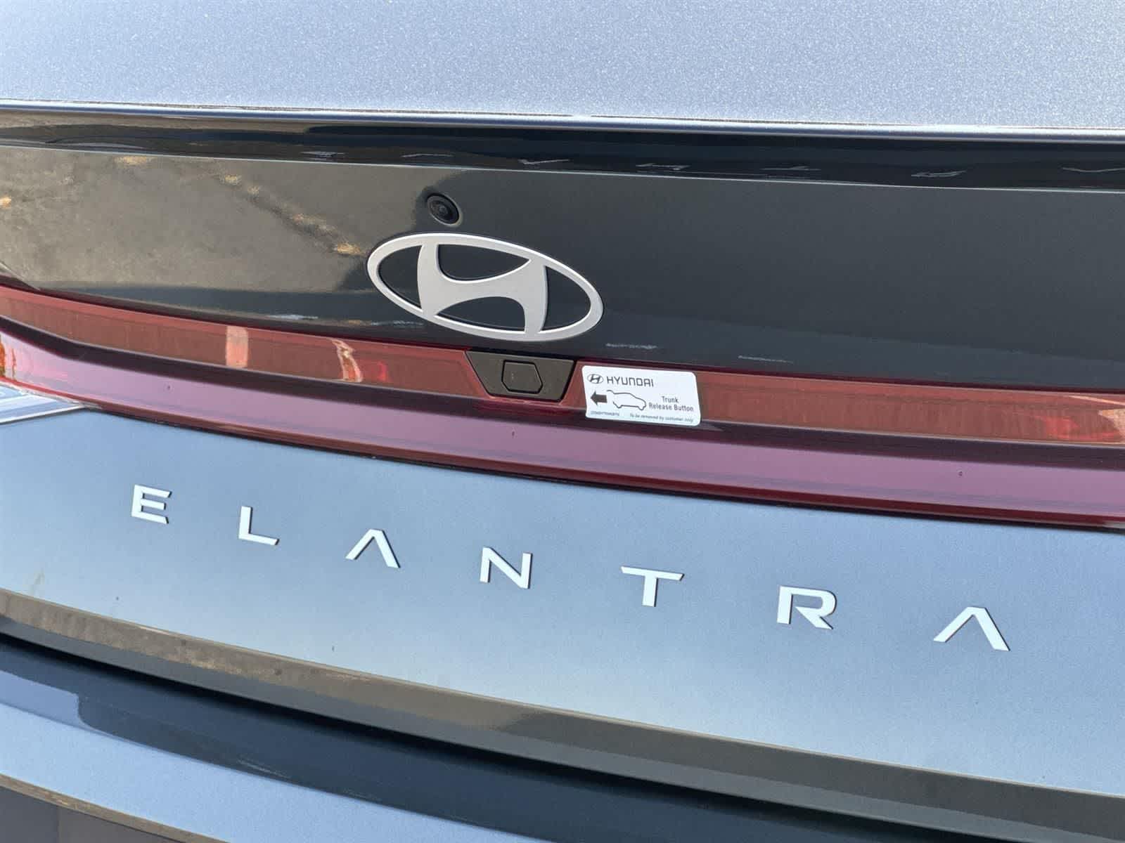 Thumbnail: 2025 Hyundai Elantra - 34