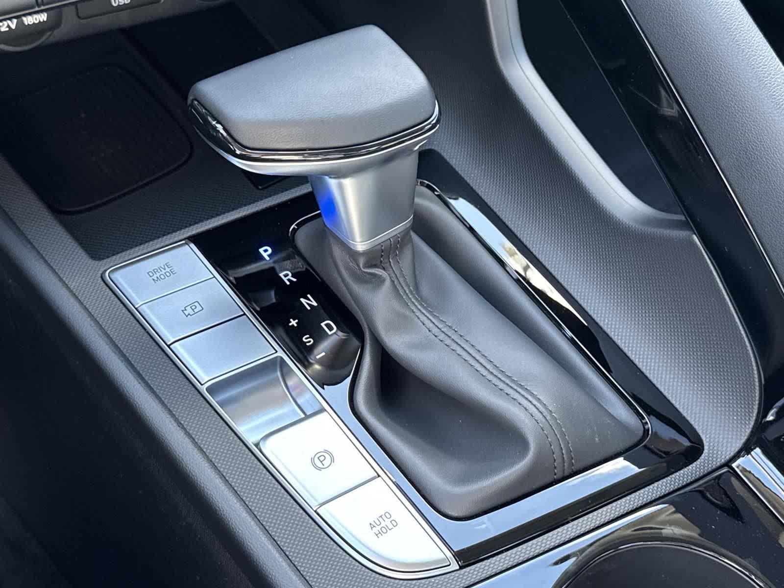 Thumbnail: 2025 Hyundai Elantra - 24