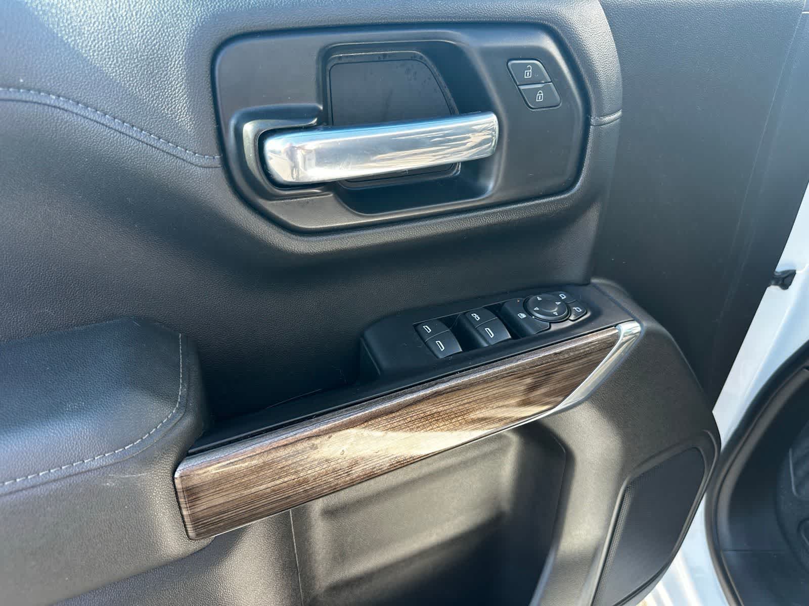 Thumbnail: 2021 Chevrolet Silverado 1500 - 11