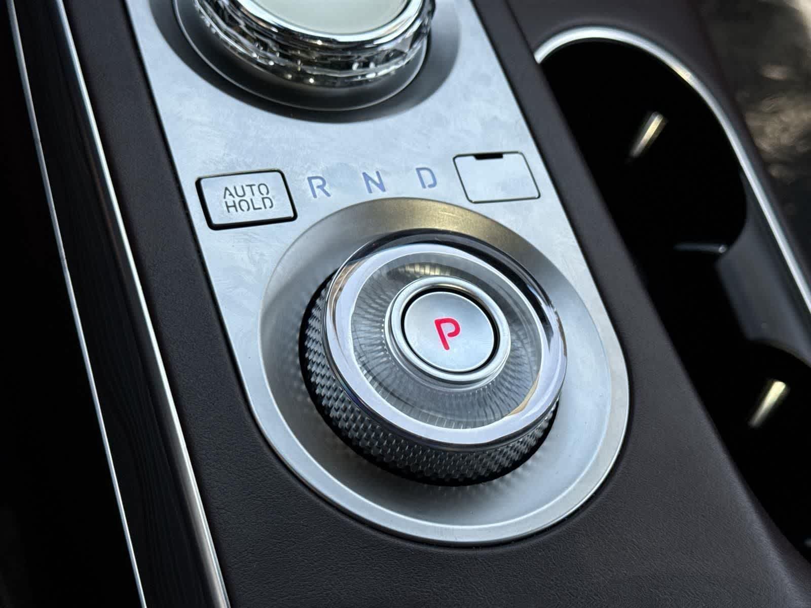 Thumbnail: 2022 Genesis GV70 - 14