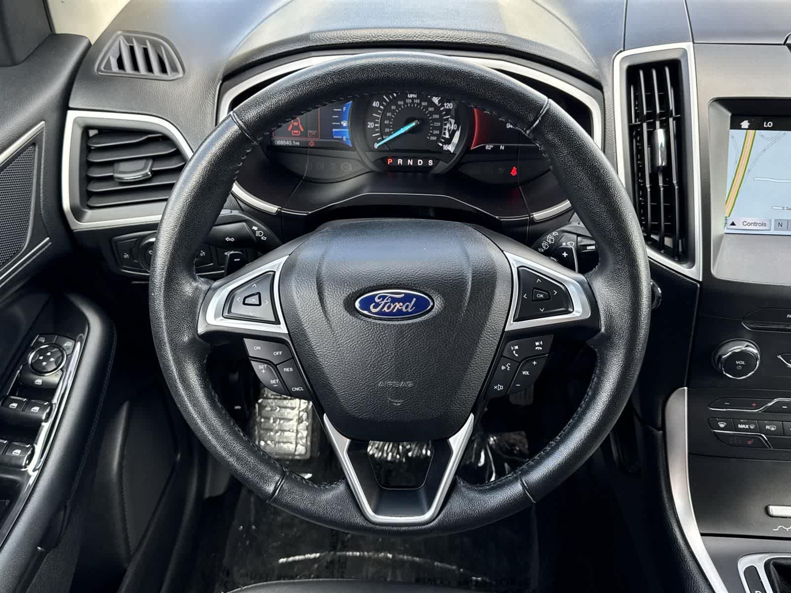 Thumbnail: 2016 Ford Edge - 10