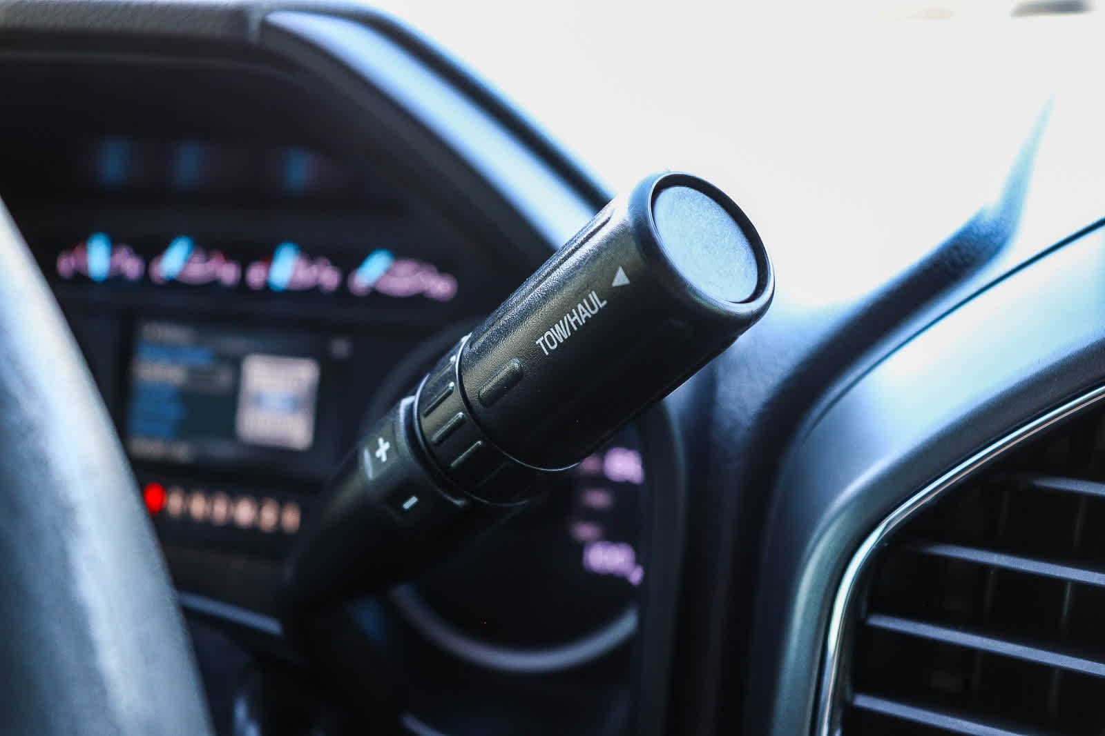 Thumbnail: 2019 Ford Econoline - 30