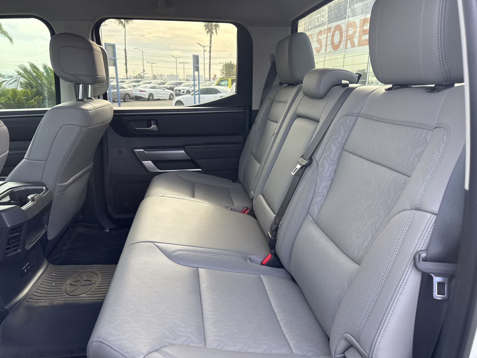 Thumbnail: 2024 Toyota Tundra - 9