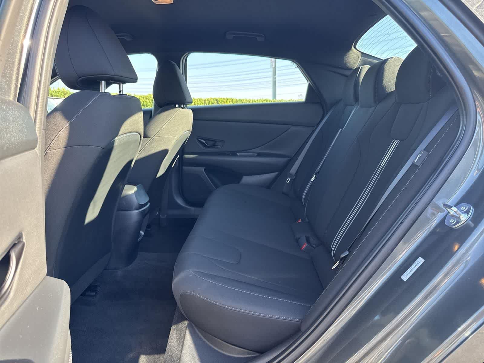 Thumbnail: 2025 Hyundai Elantra - 26