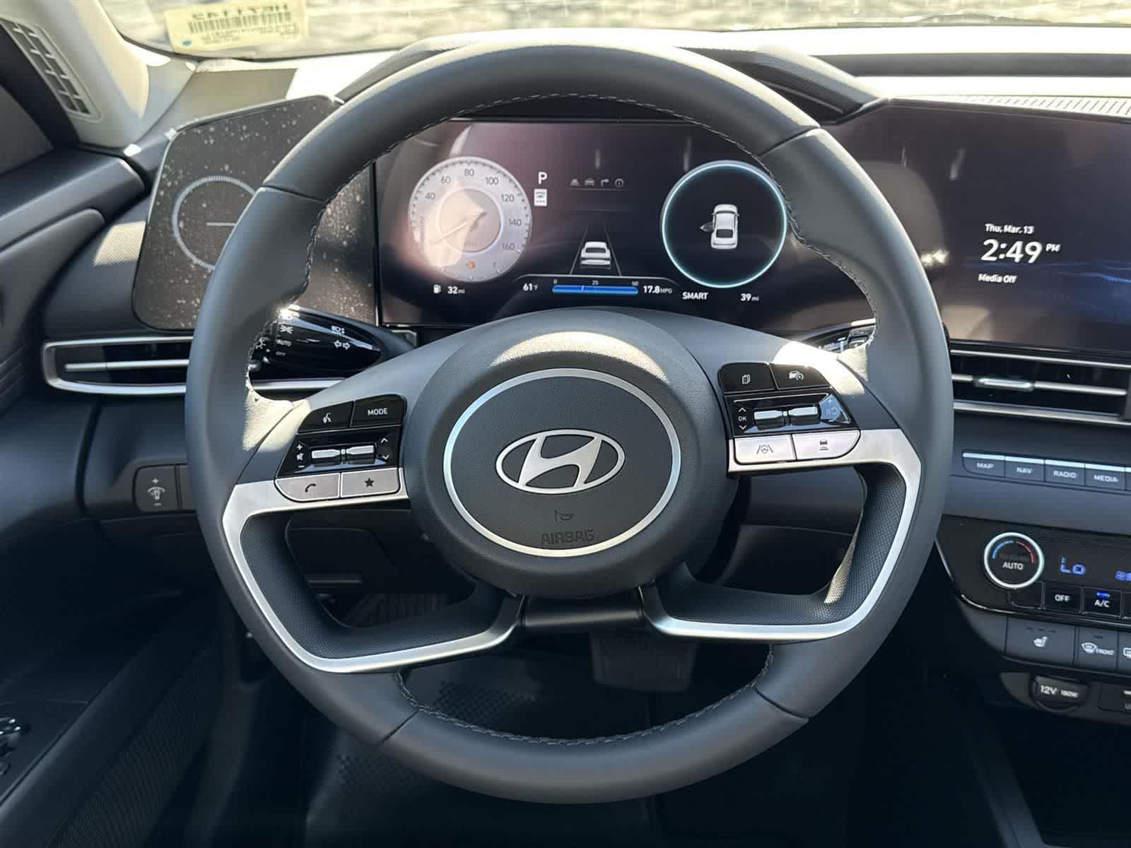 Thumbnail: 2025 Hyundai Elantra - 12