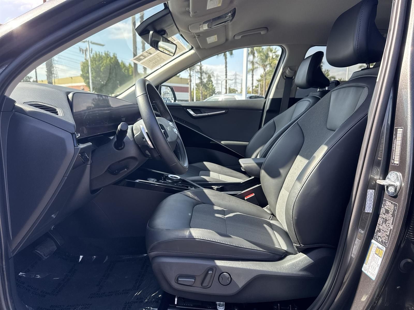 Thumbnail: 2024 Kia Niro - 22