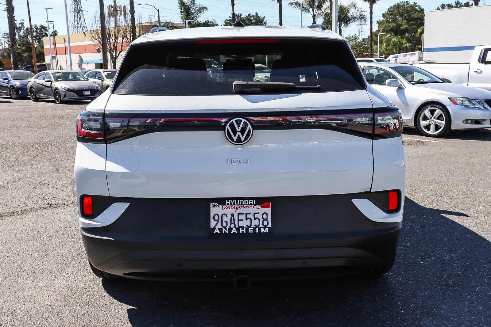 Thumbnail: 2023 Volkswagen ID.4 - 6