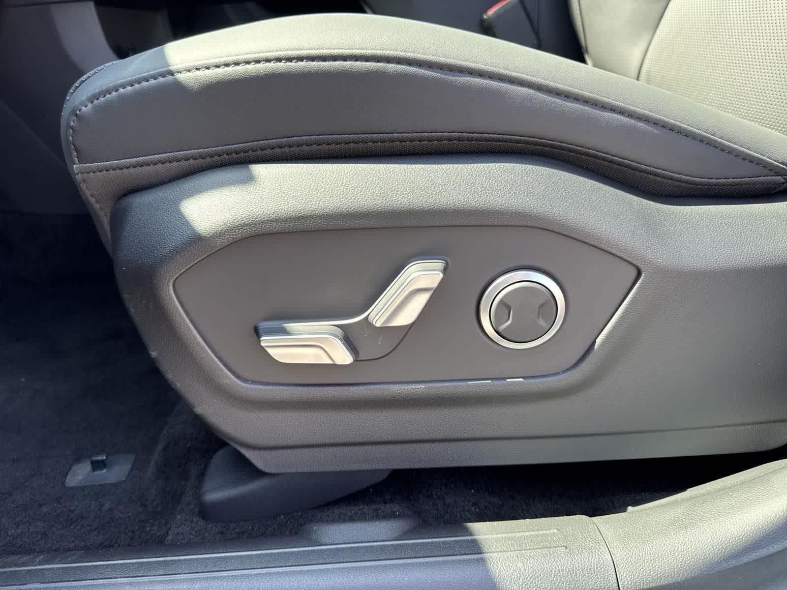 Thumbnail: 2026 Hyundai Santa Fe - 28