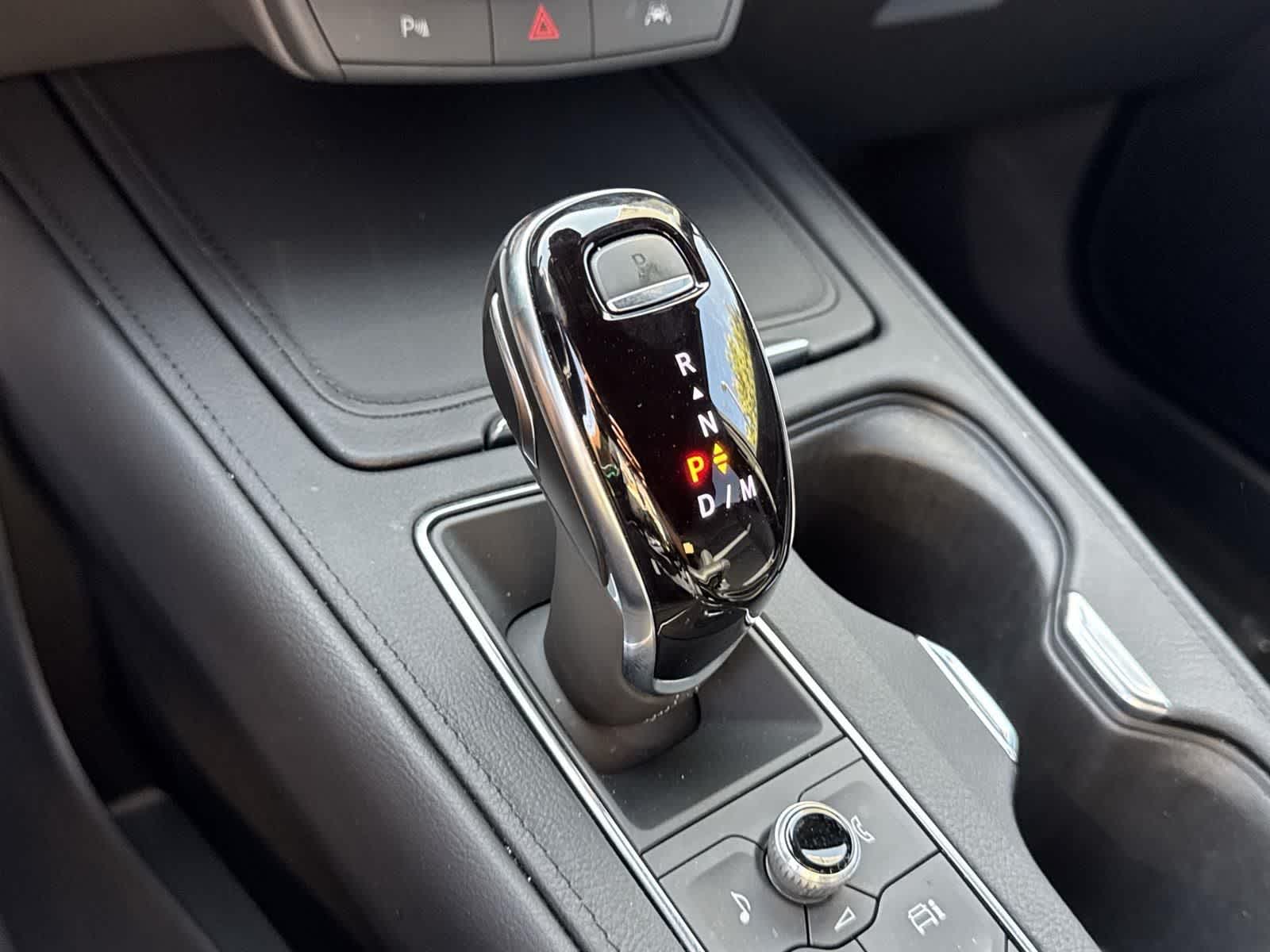 Thumbnail: 2025 Cadillac XT4 - 14