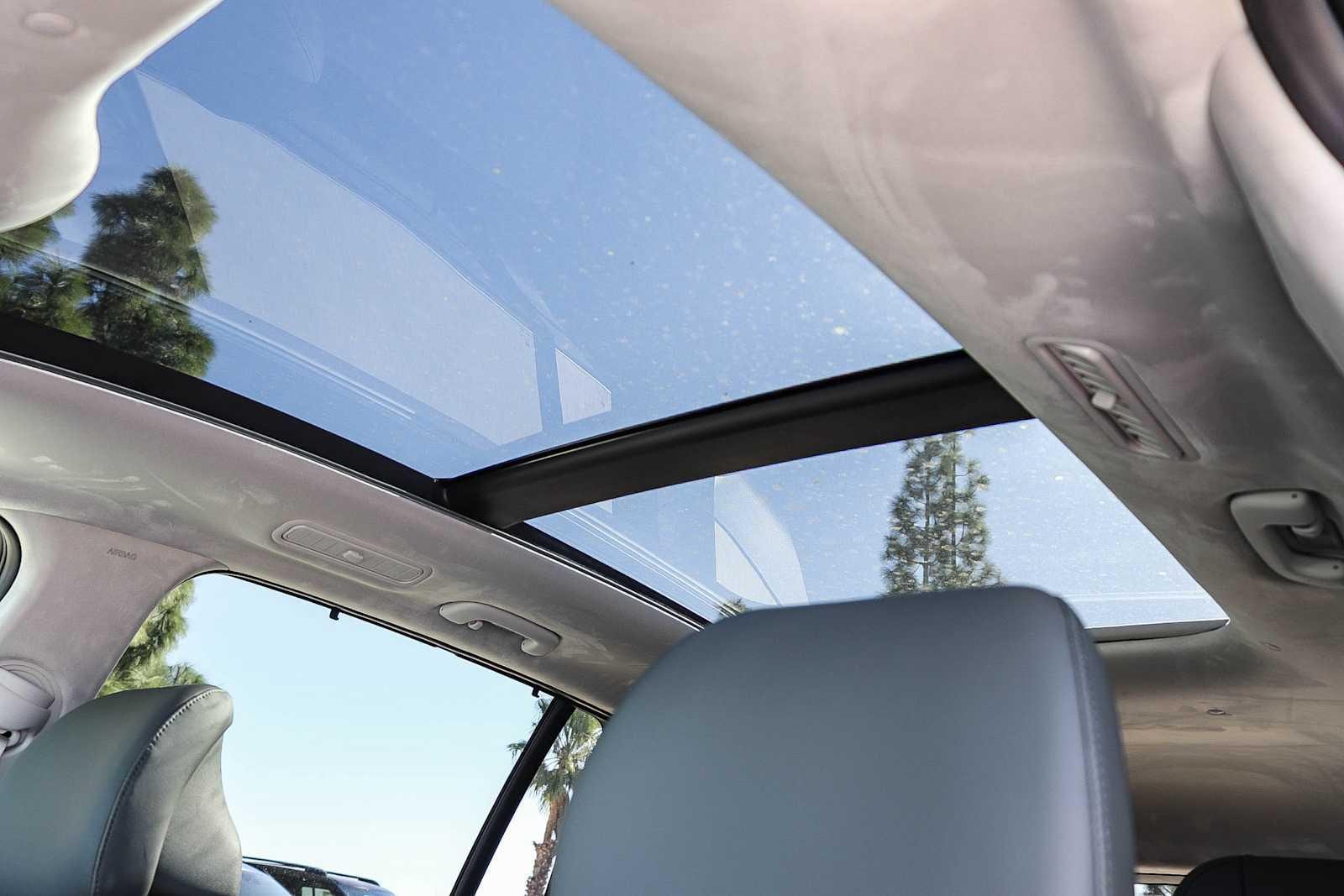 Thumbnail: 2026 Hyundai Ioniq - 32