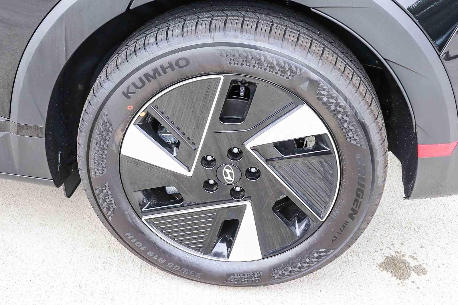 Thumbnail: 2026 Hyundai Ioniq 5 - 11