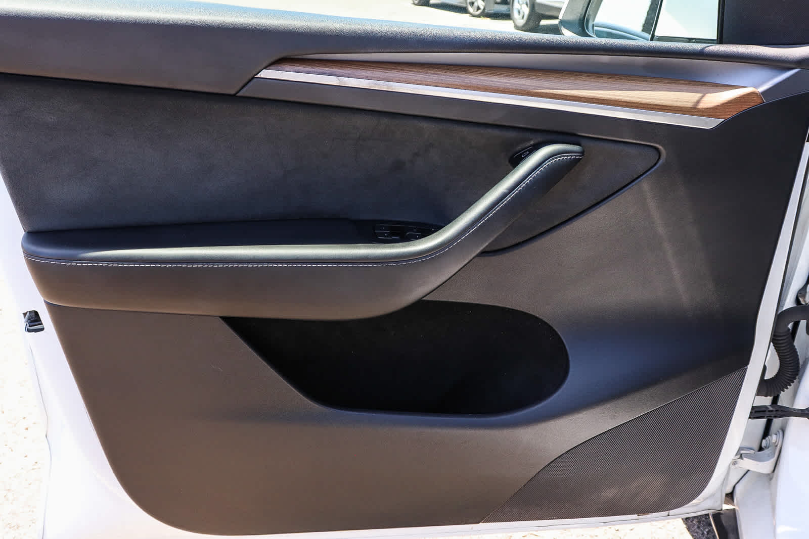 Thumbnail: 2022 Tesla Model Y - 23