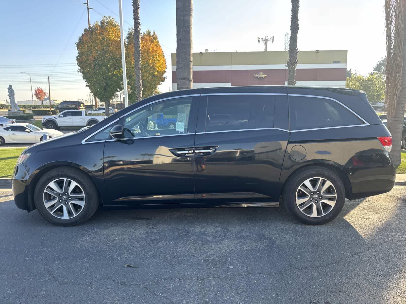 Thumbnail: 2016 Honda Odyssey - 3