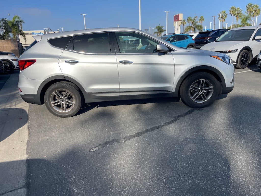 Used 2018 Hyundai Santa Fe Sport 2.4L SUV