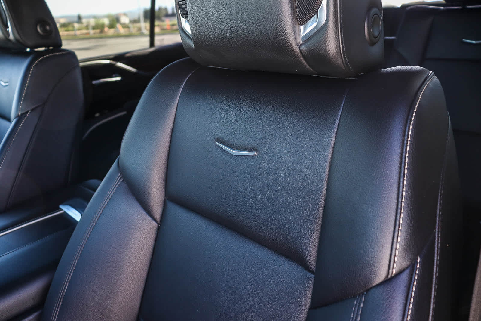 Thumbnail: 2021 Cadillac Escalade - 32