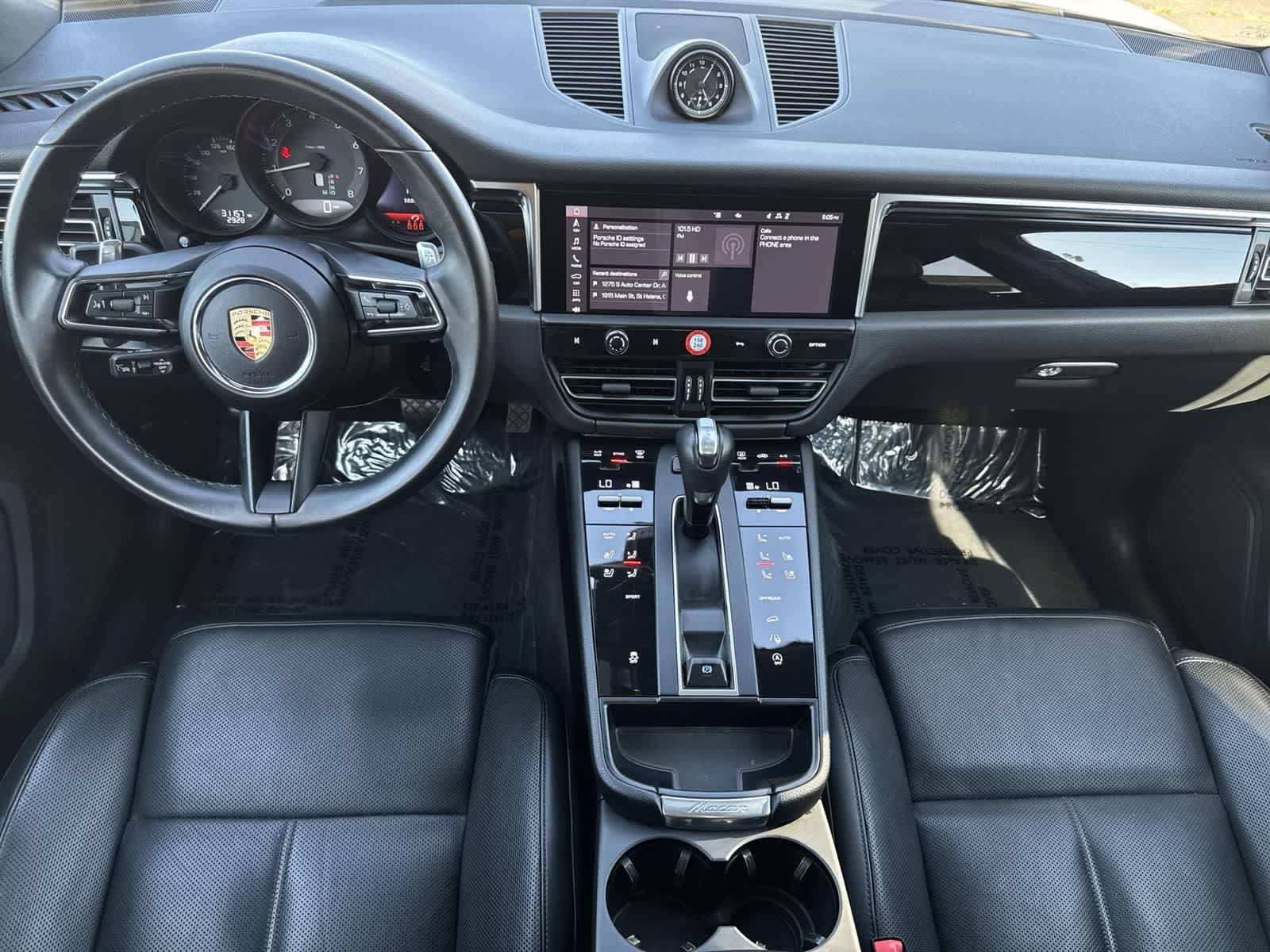 Thumbnail: 2024 Porsche Macan - 9