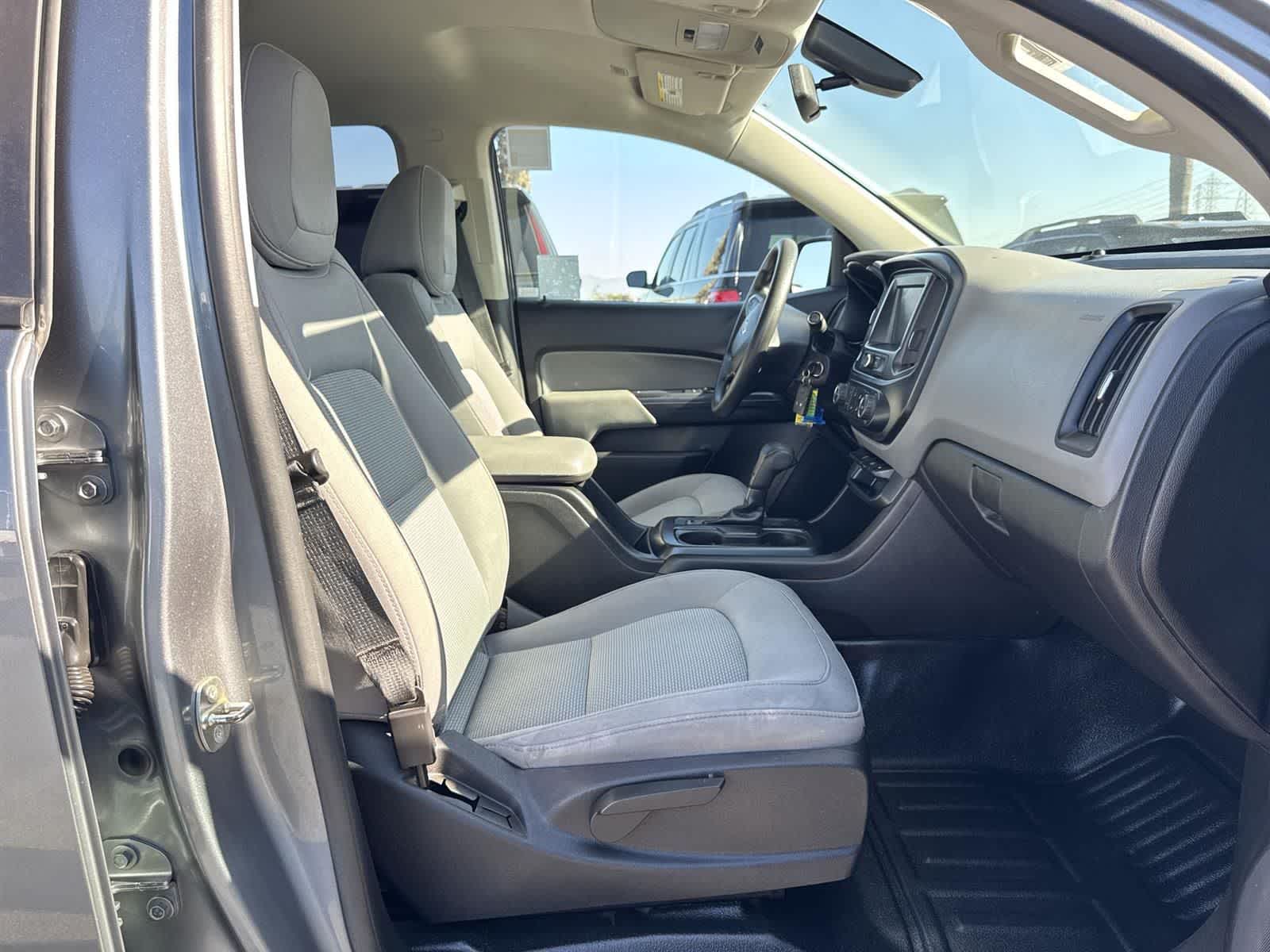 Thumbnail: 2018 Chevrolet Colorado - 20