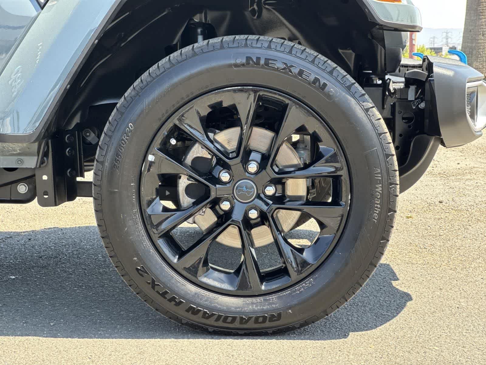 Thumbnail: 2024 Jeep Wrangler - 38