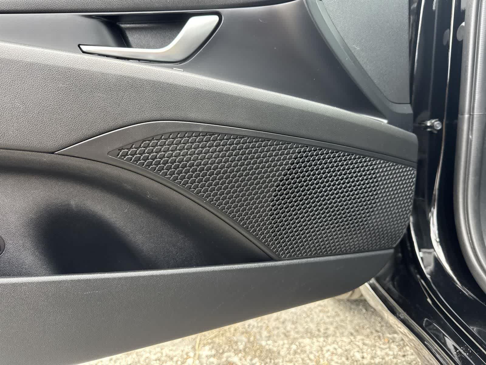 Thumbnail: 2022 Hyundai Elantra - 20