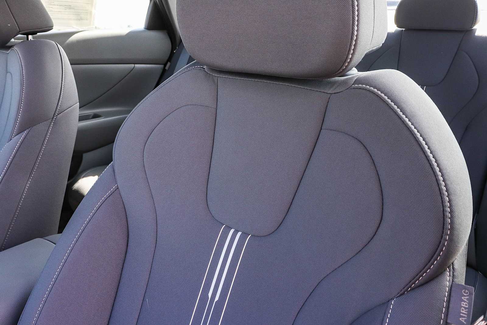 Thumbnail: 2025 Hyundai Elantra - 28