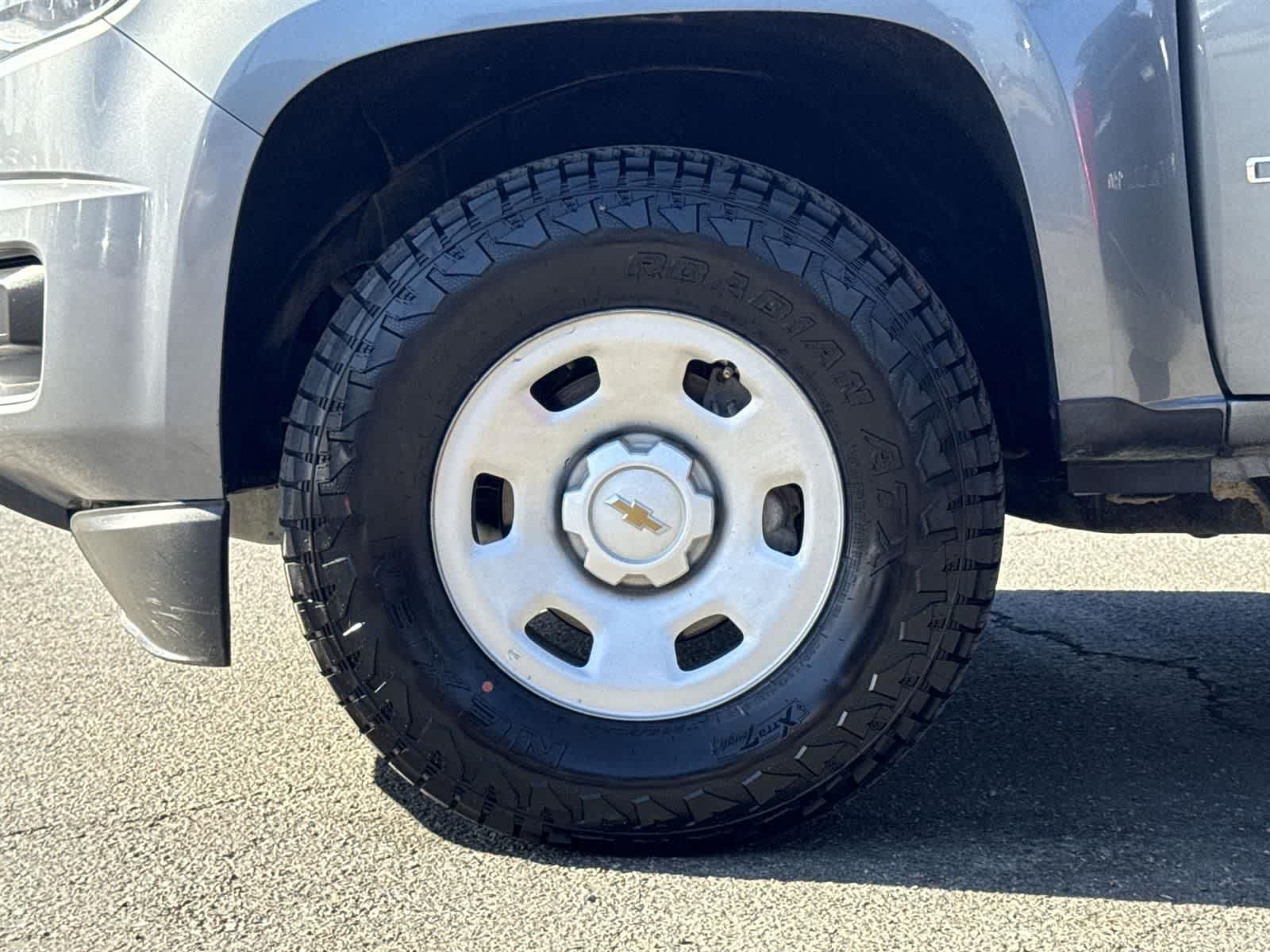 Thumbnail: 2018 Chevrolet Colorado - 12