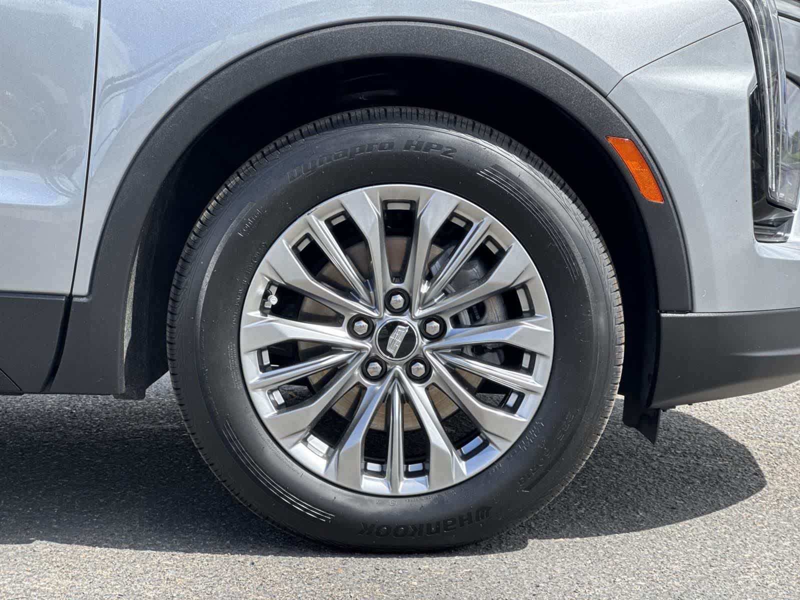 Thumbnail: 2024 Cadillac XT4 - 40