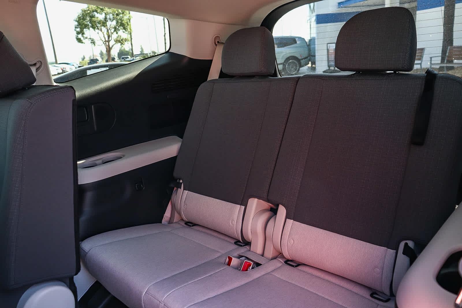 Thumbnail: 2026 Hyundai Ioniq - 23