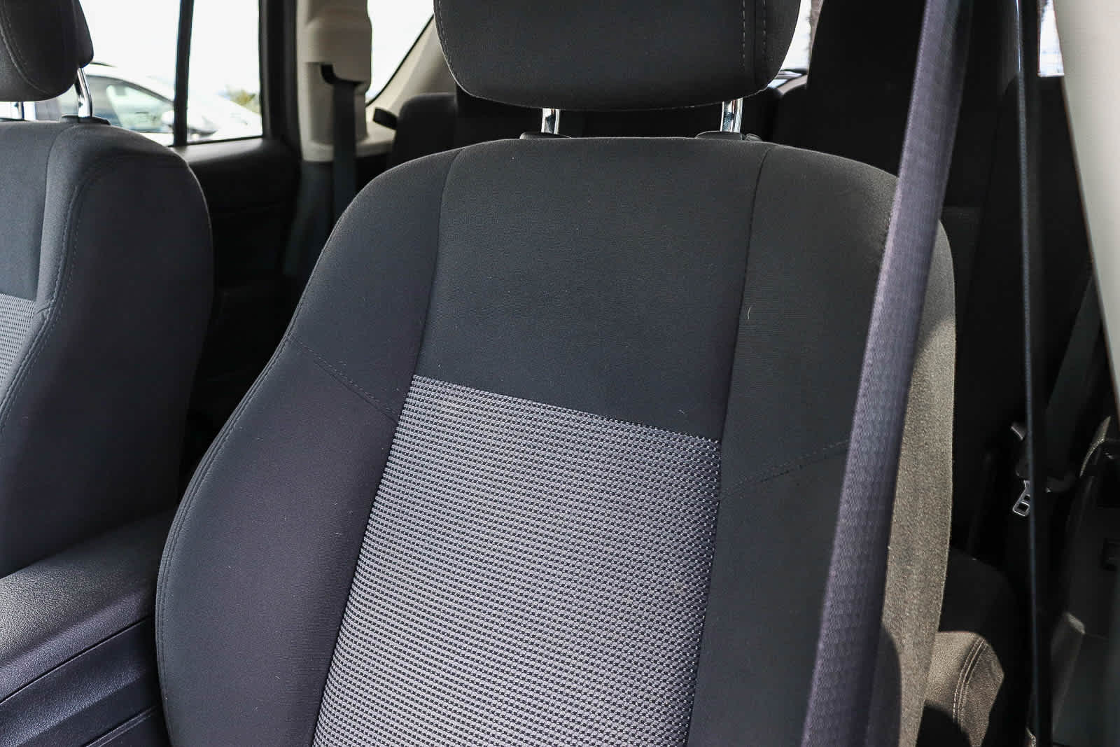 Thumbnail: 2014 Jeep Compass - 28