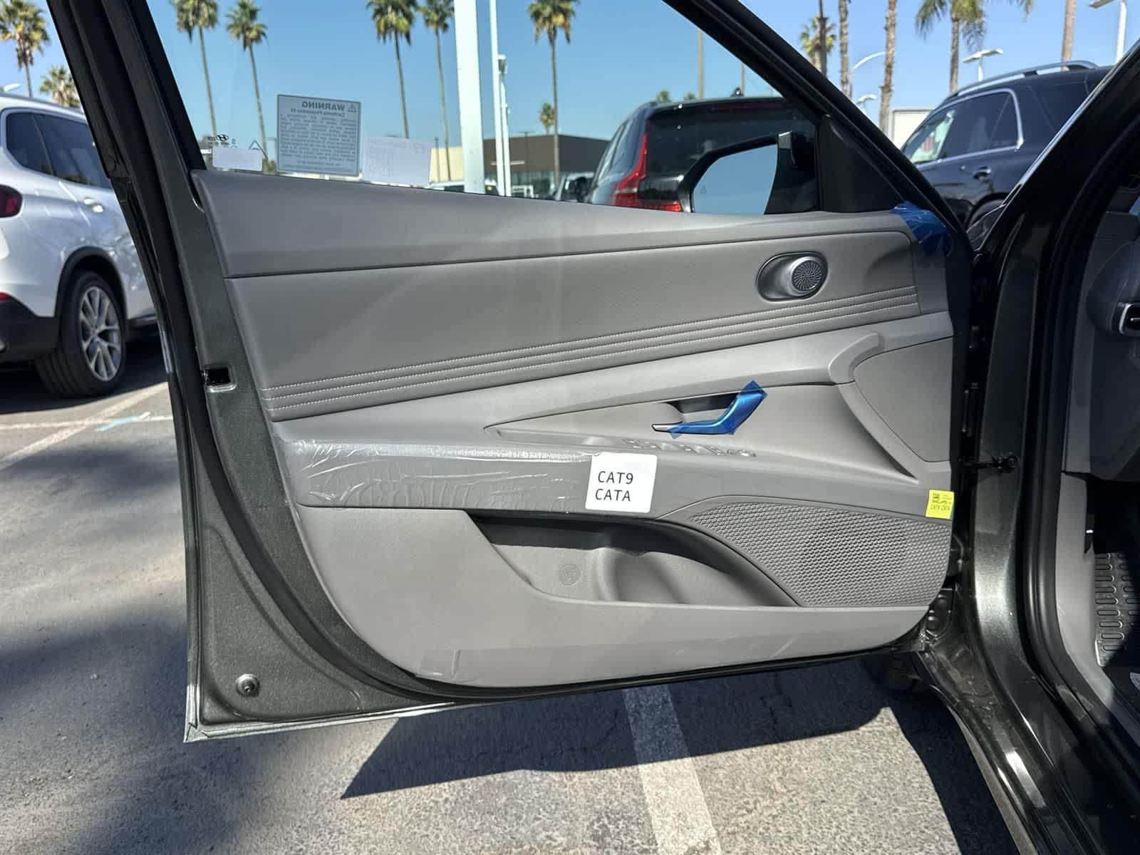 Thumbnail: 2025 Hyundai Elantra - 27